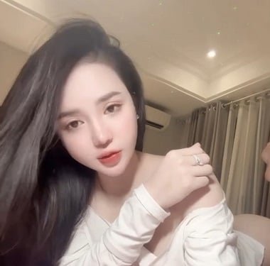 Chu Thúy Quỳnh quan hệ tình dục với người yêu mới quen