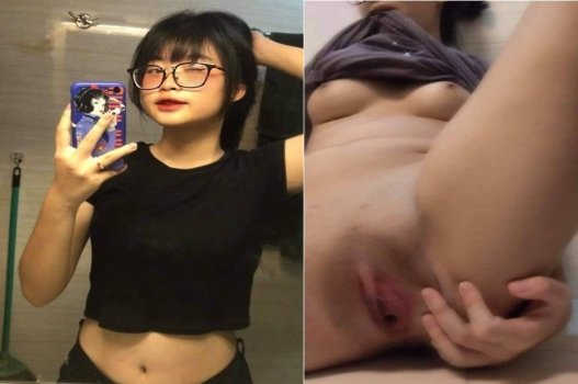 Câu chuyện khiêu dâm cùng cô gái xinh đẹp mặc áo dài và đeo kính năm 2025